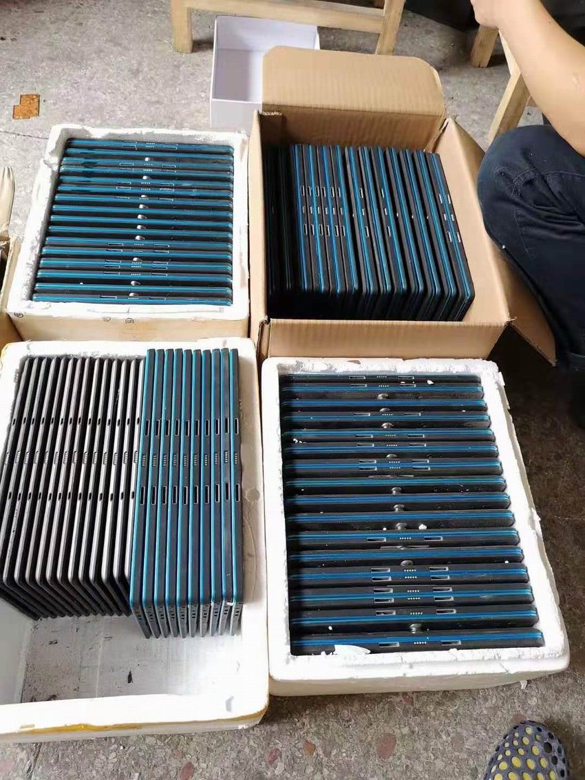 显示屏 一体机 广告机 平板电脑 液晶裸屏回收